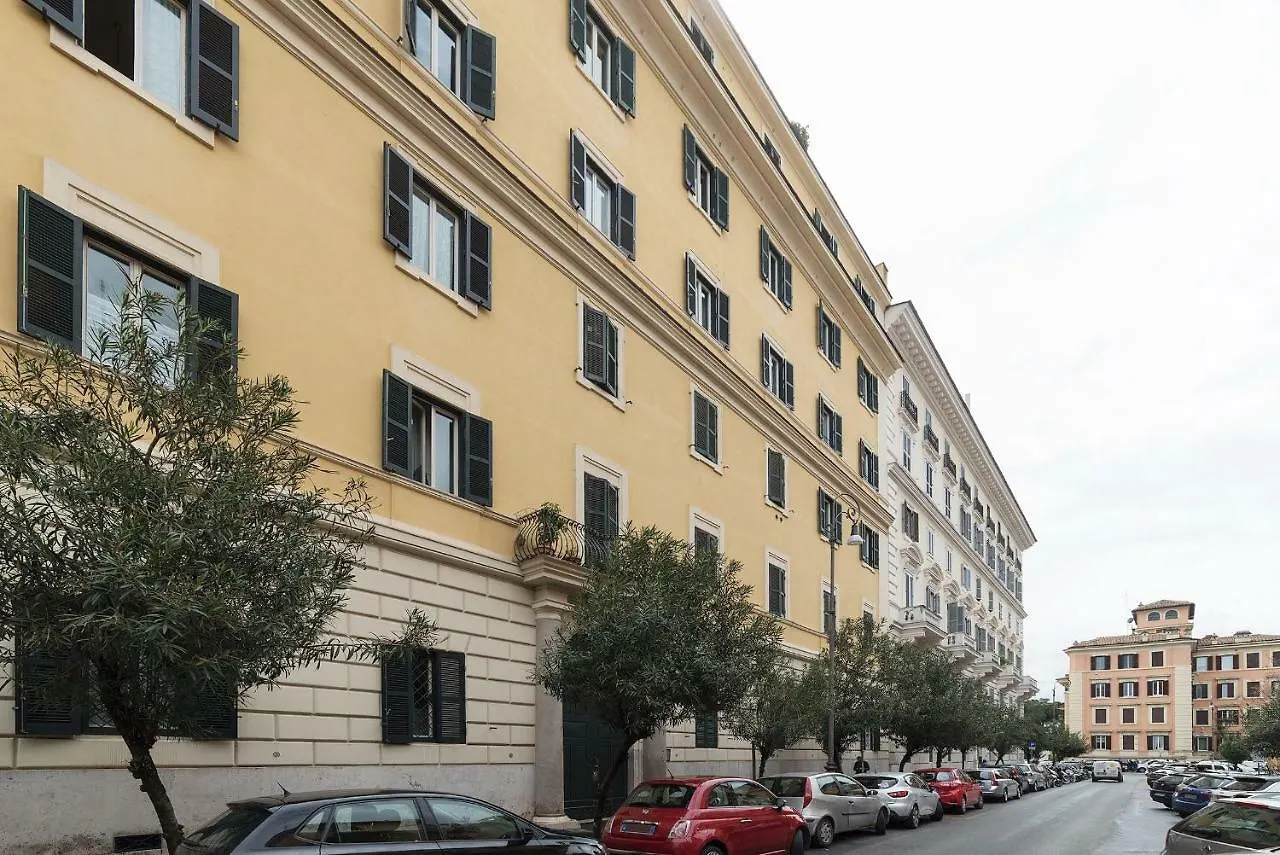 Domus Aurea & Colosseo Sweet Flat Rome 0*,  Italy